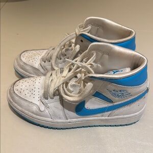 Nike White and Blue High-Top Sneakers - size 37.5